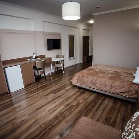 кайзервальд клуб Hotel Karpaty